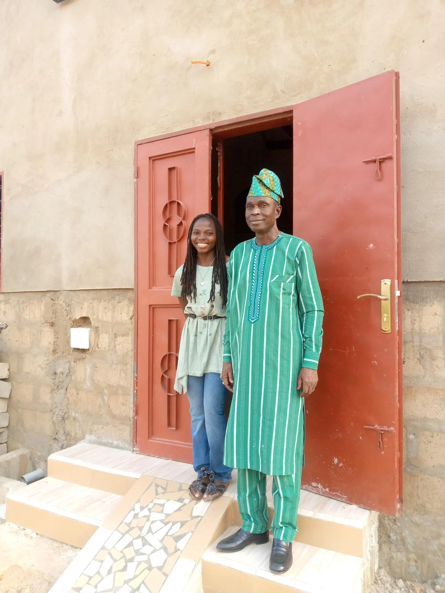 Florence gnarigo et m le maire de natitingou